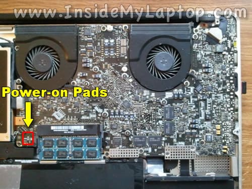 11-MacBook-Pro-17-Mid-2009-motherboard