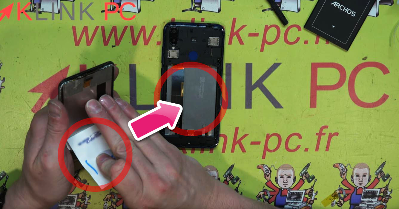Comment changer un écran LCD & vitre tactile sur un téléphone portable
