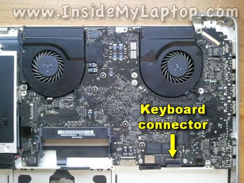 15-MacBook-Pro-15-Mid-2009-motherboard