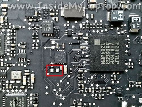 MBP-17-Early-2011-Late-2011-power-on-pads