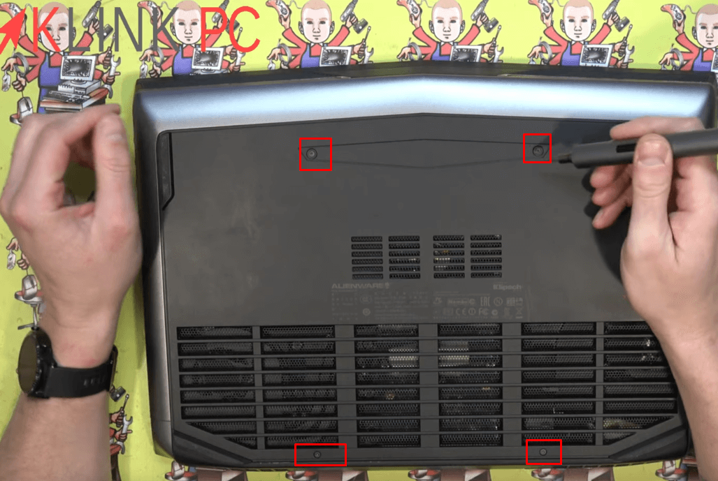 Comment démonter un PC portable Alienware 17 P18E